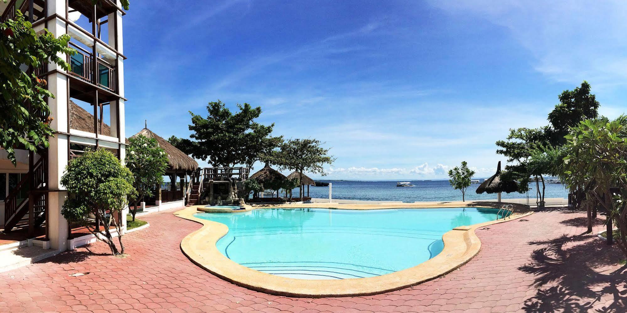 บลู การ์เดน รีสอร์ต Hotel มักตัน ภายนอก รูปภาพ