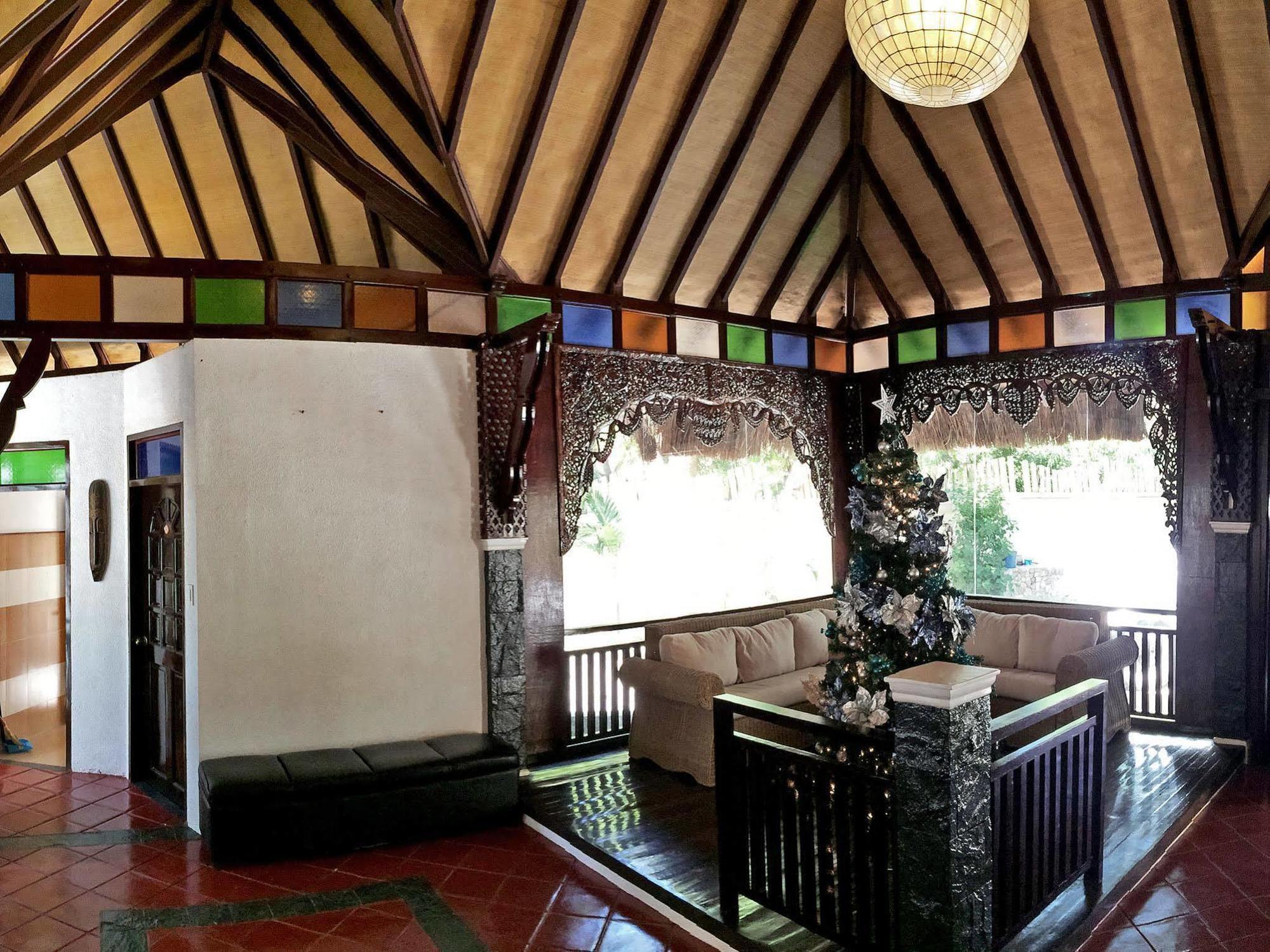 บลู การ์เดน รีสอร์ต Hotel มักตัน ภายนอก รูปภาพ